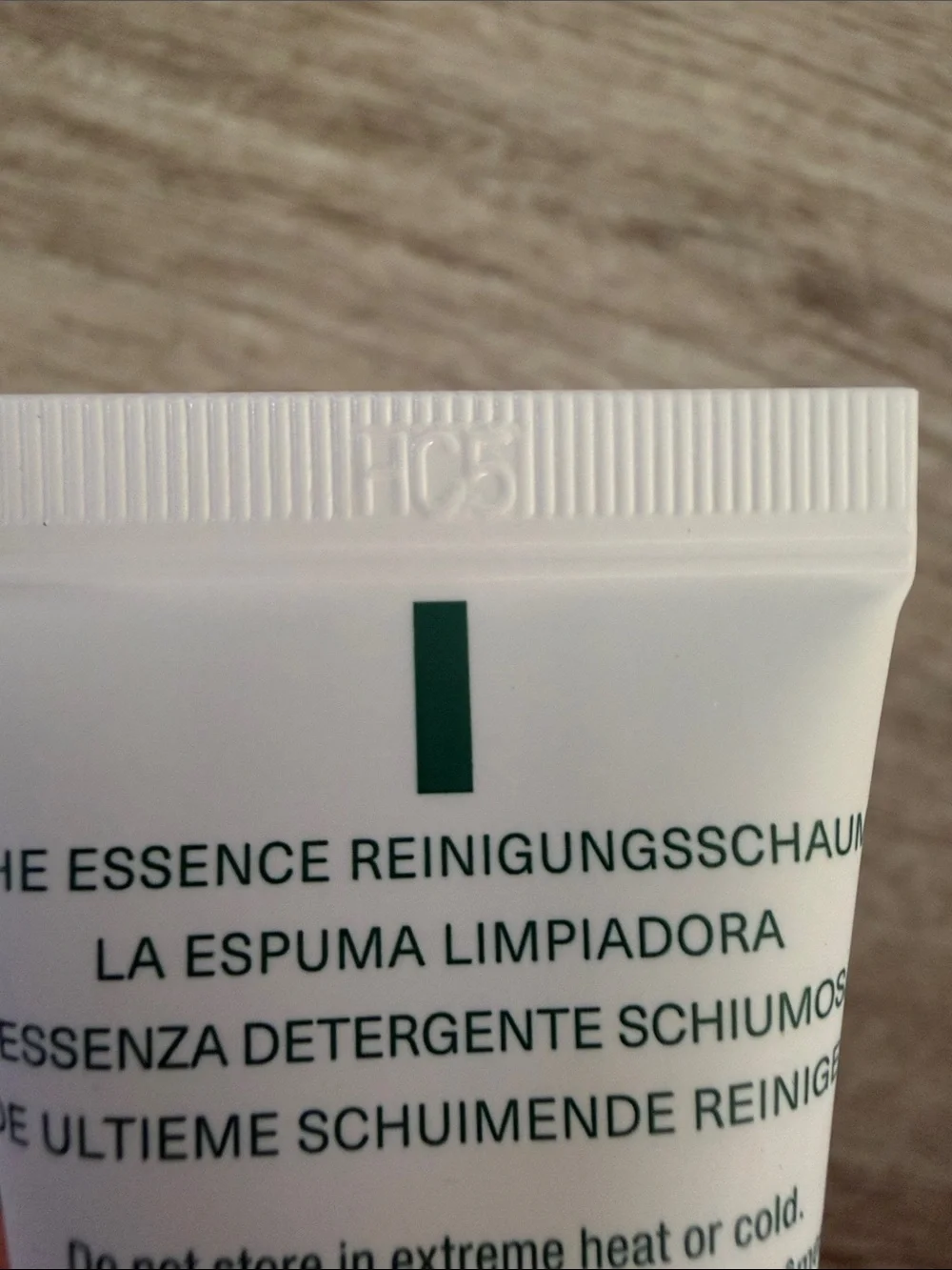 La Mer The Essence Foaming Cleanser - White & Green